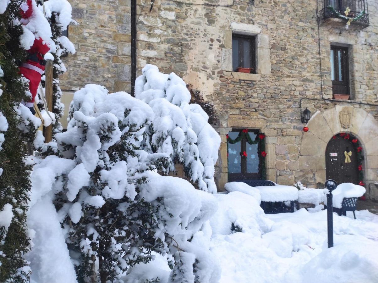 Casa Rural Laguarta - Restaurante Pension Buitenkant foto