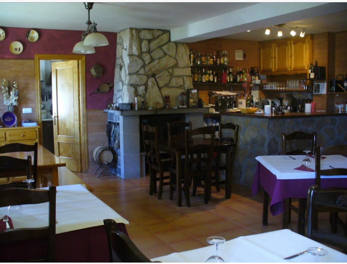 Casa Rural Laguarta - Restaurante Pension Buitenkant foto