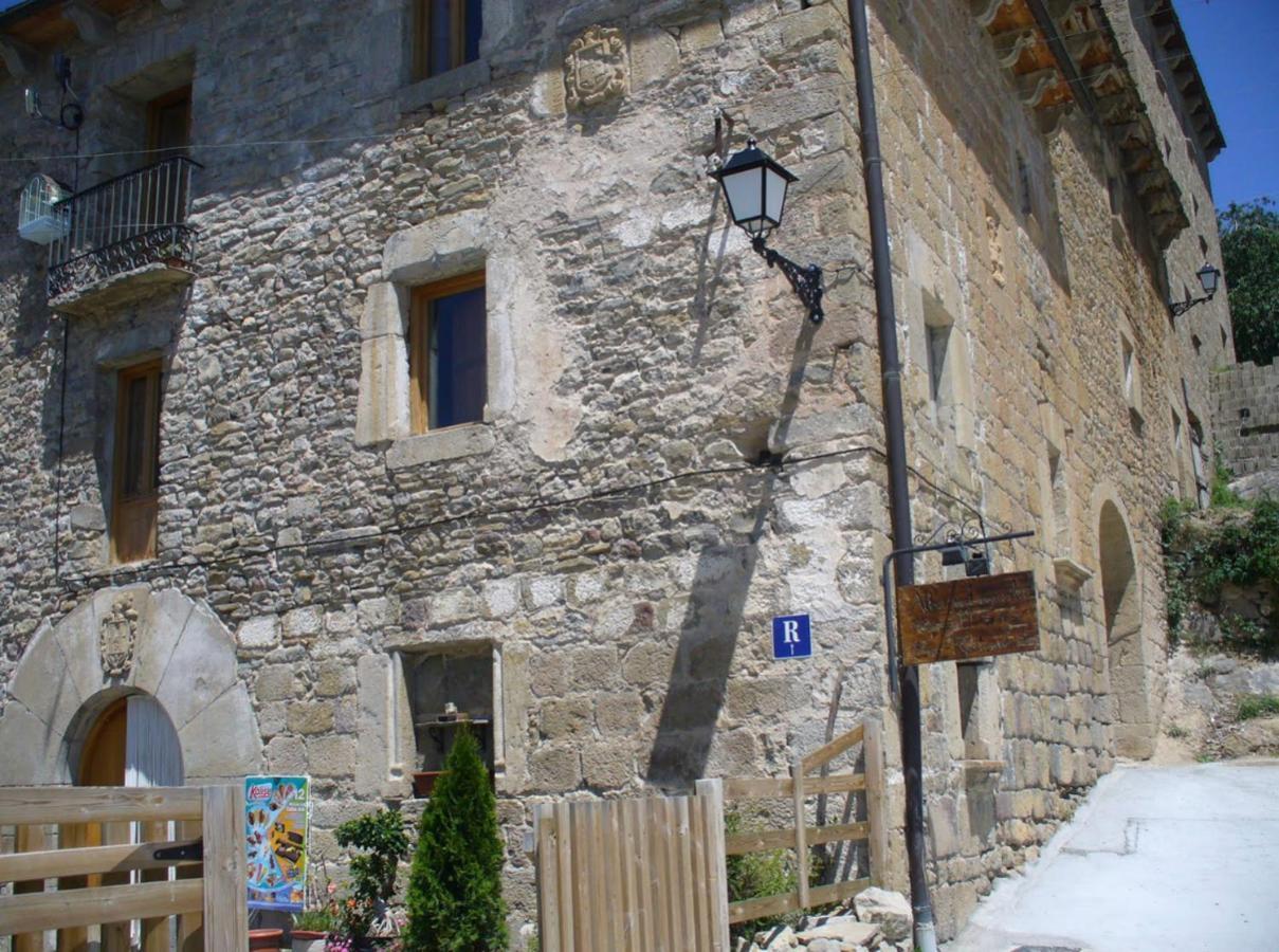 Casa Rural Laguarta - Restaurante Pension Buitenkant foto