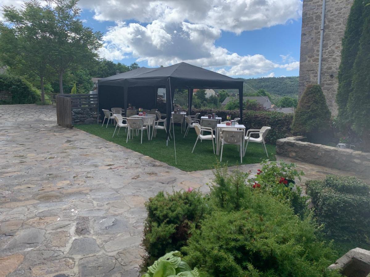 Casa Rural Laguarta - Restaurante Pension Buitenkant foto